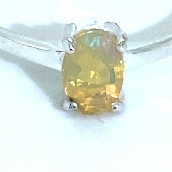 Welo Opal .38ct Platinum Solid Silver Ring - Picture 4 of 7